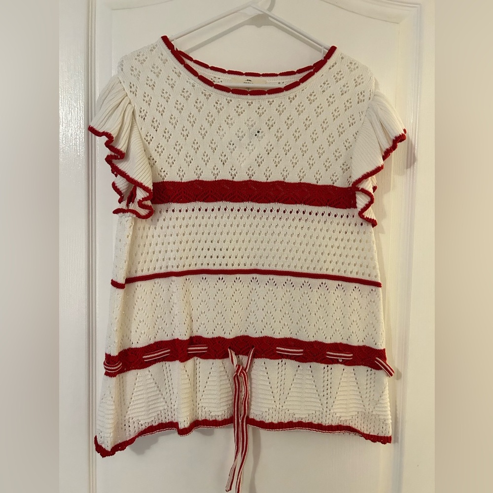 5 for $15 NWT Entro Red and White Lace Knit Top